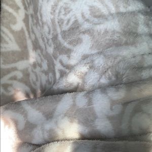 Meet your Posher, Zakira